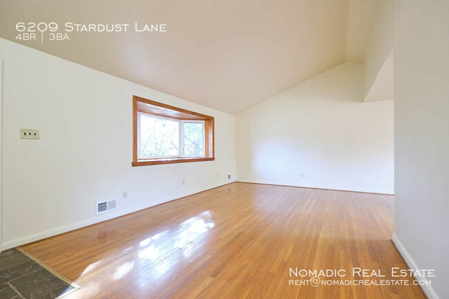 Building Photo - 6209 Stardust Ln
