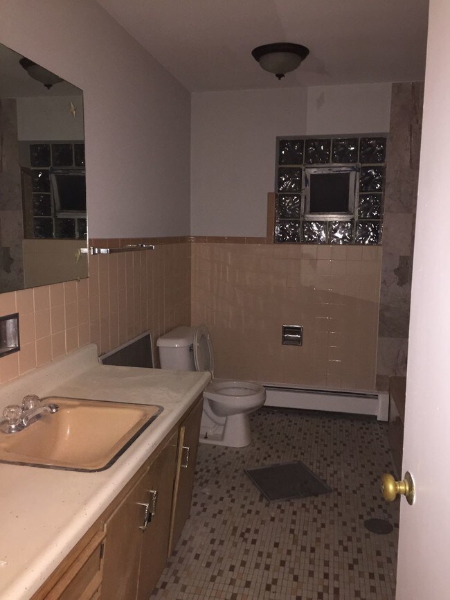 Foto del edificio - 7812 W 26th St
