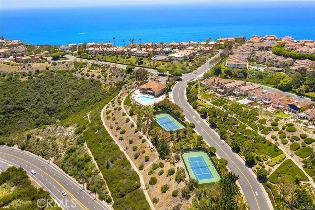 Building Photo - 31365 Isle Vista