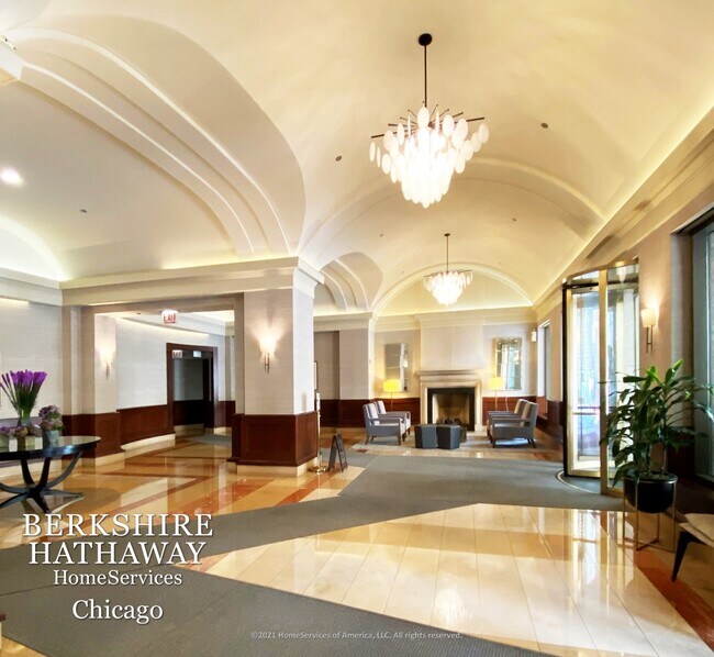 Foto del edificio - 25 E Superior Street