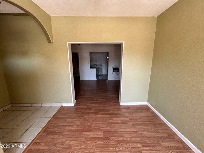 Foto del edificio - 1052 E Ave