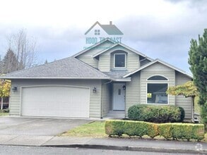 Building Photo - 830 Howard Dr