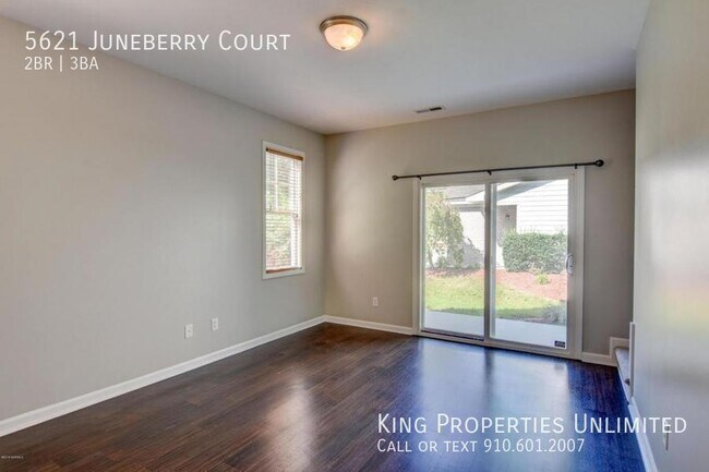 Foto del edificio - 5621 Juneberry Ct