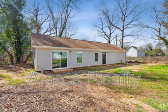 Building Photo - 1217 Skyview Rd