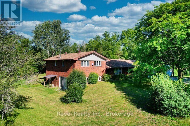 Photo du bâtiment - 3904 County Rd 124