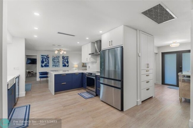 Foto del edificio - 599 SW 8th Terrace