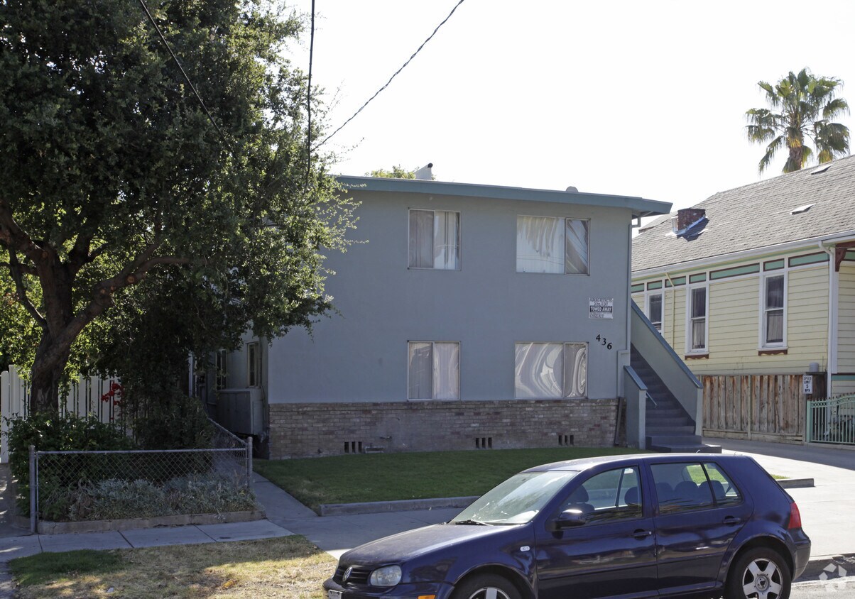 Building Photo - 436 N 5th St