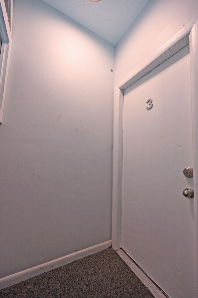 Foto del edificio - 2228 Kemper Ln