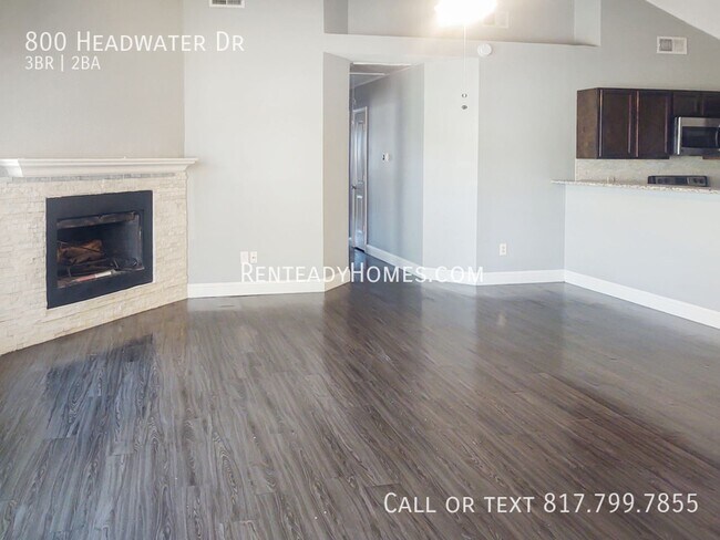 Building Photo - 800 Headwater Dr