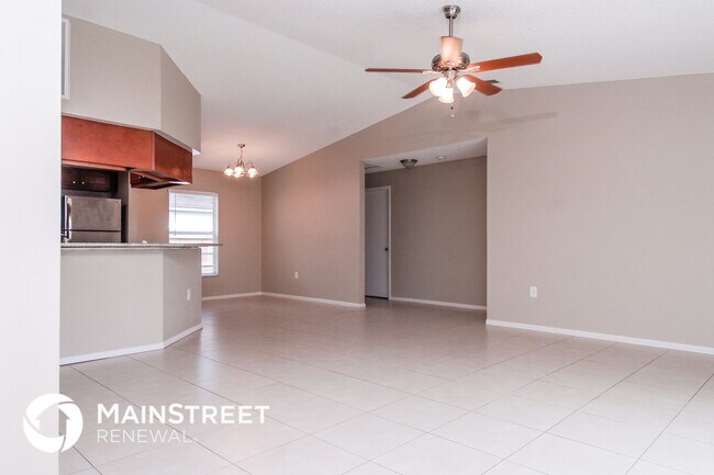 Foto del edificio - 4739 Whiteway Dr