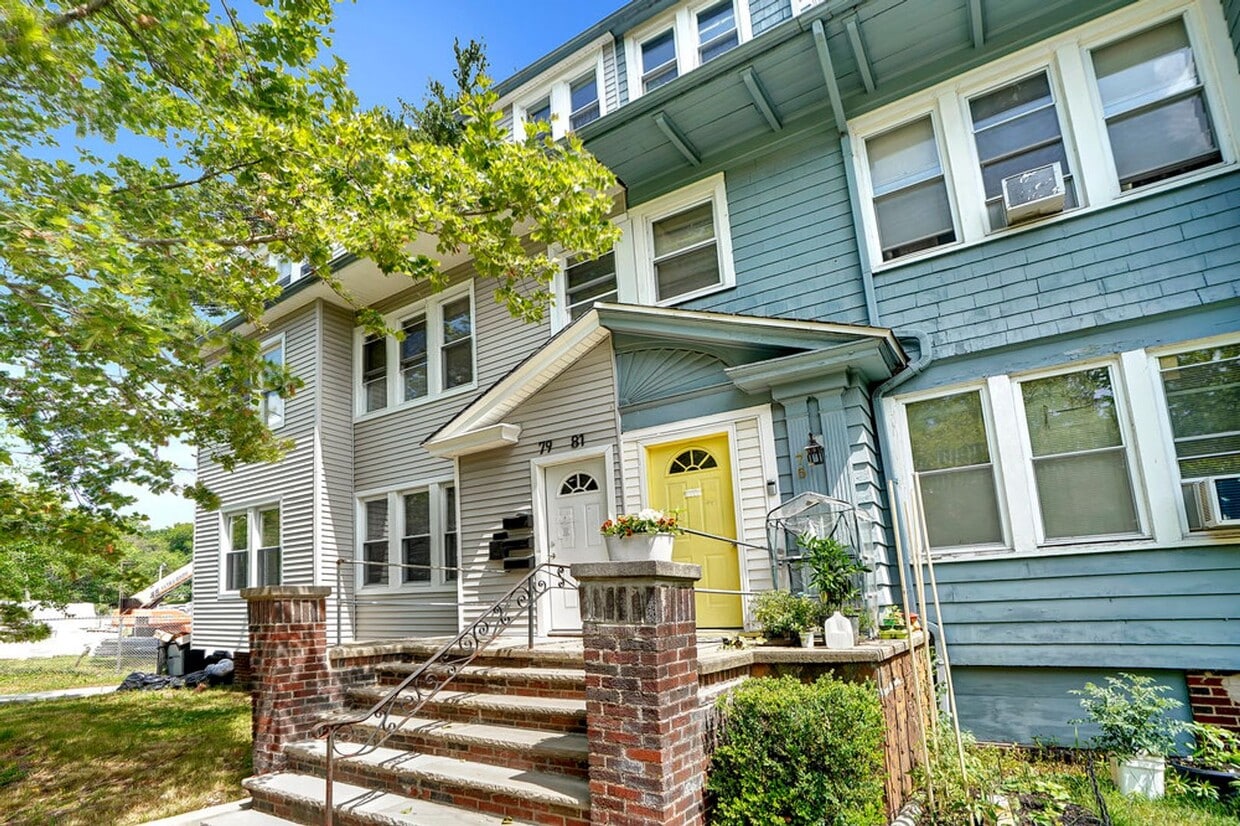 798181 Finlay Pl Unit First Floor, Newark, NJ 07106 Room for Rent