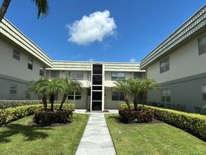 Building Photo - 614 Monaco Blvd