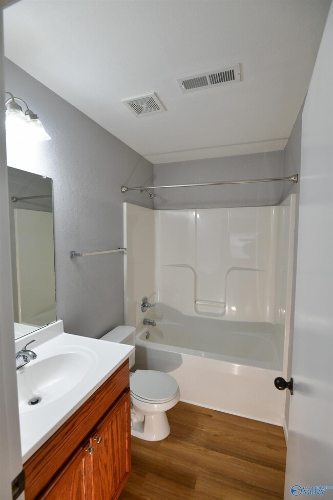 Building Photo - 105 Cotton Boll Dr