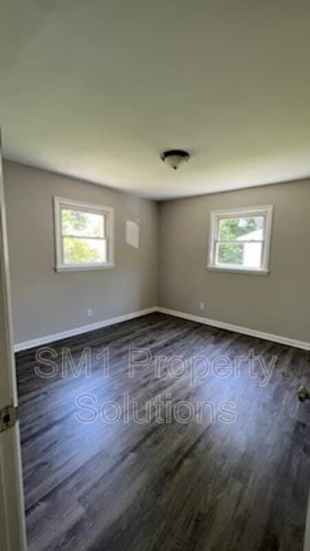 Building Photo - 1309 Pearson St