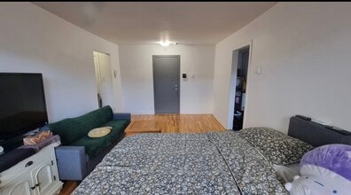 Building Photo - 3919 Rue Newmarch