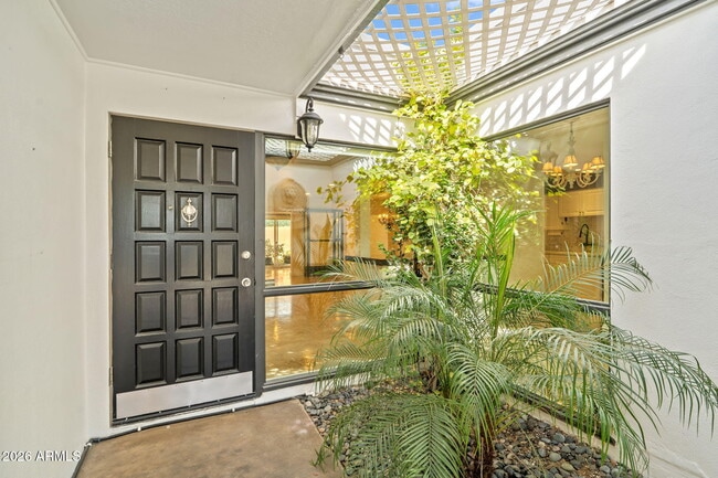 Building Photo - 2614 E Osborn Rd