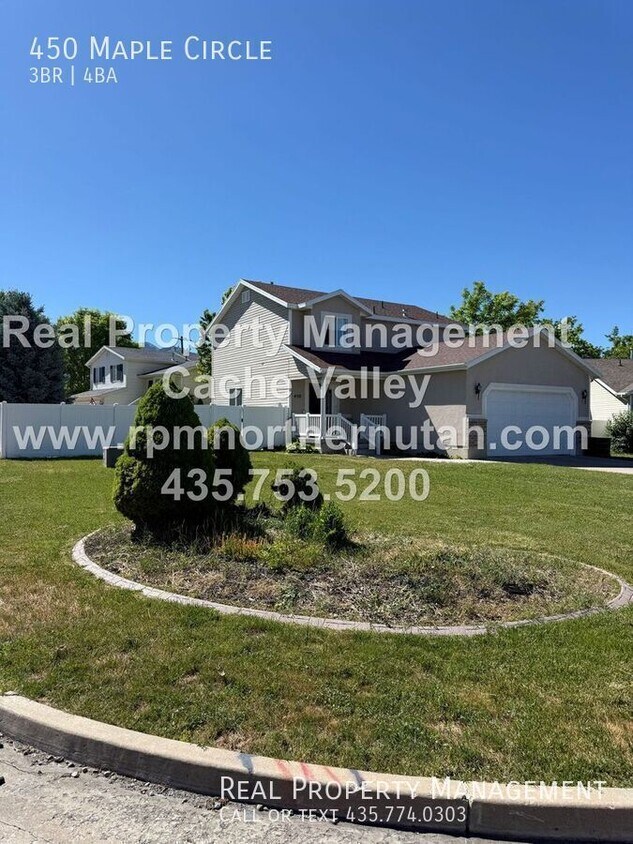 Building Photo - 450 2580 N