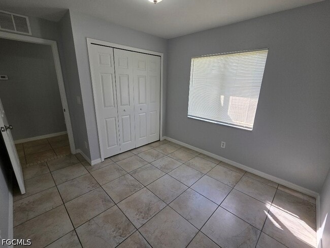 Building Photo - 2408 Joe Ave S