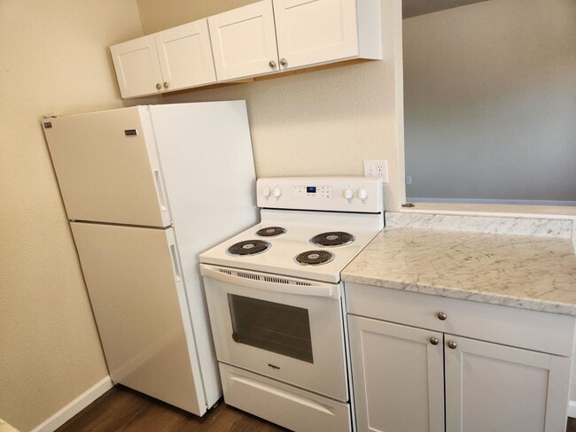 Building Photo - 19864 Gas Point Rd