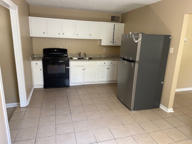 Foto del edificio - 1257 Devander Dr E