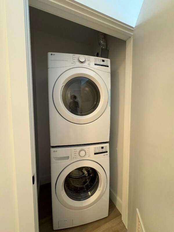 Building Photo - 36 Madison St