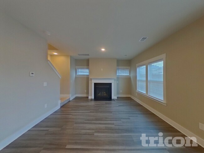 Foto del edificio - 202 Garrison Grove Dr