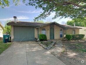 Building Photo - 307 Halifax Ct