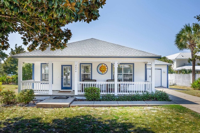 Foto del edificio - 4496 Luke Ave