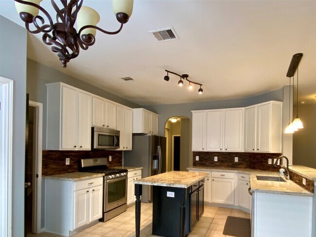 Foto del edificio - 2827 Mustang Hill Ln