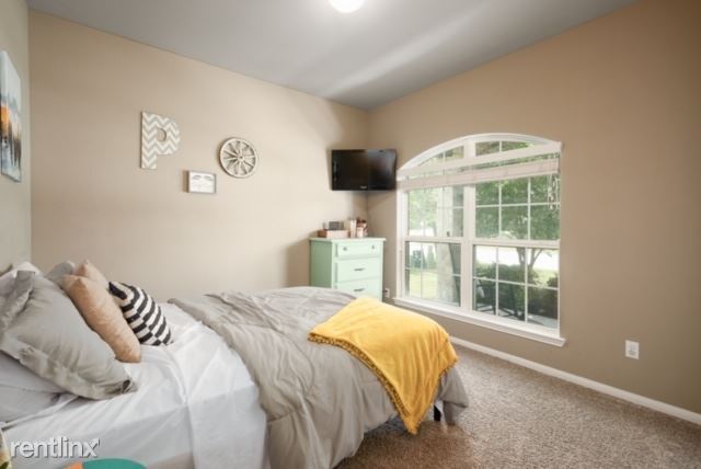Building Photo - 4 br, 2 bath House - 502 Westchester Court