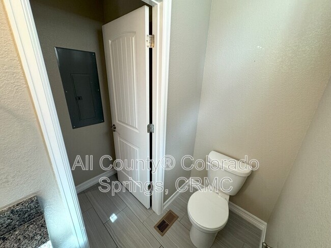 Building Photo - 763 Brambleberry Hts