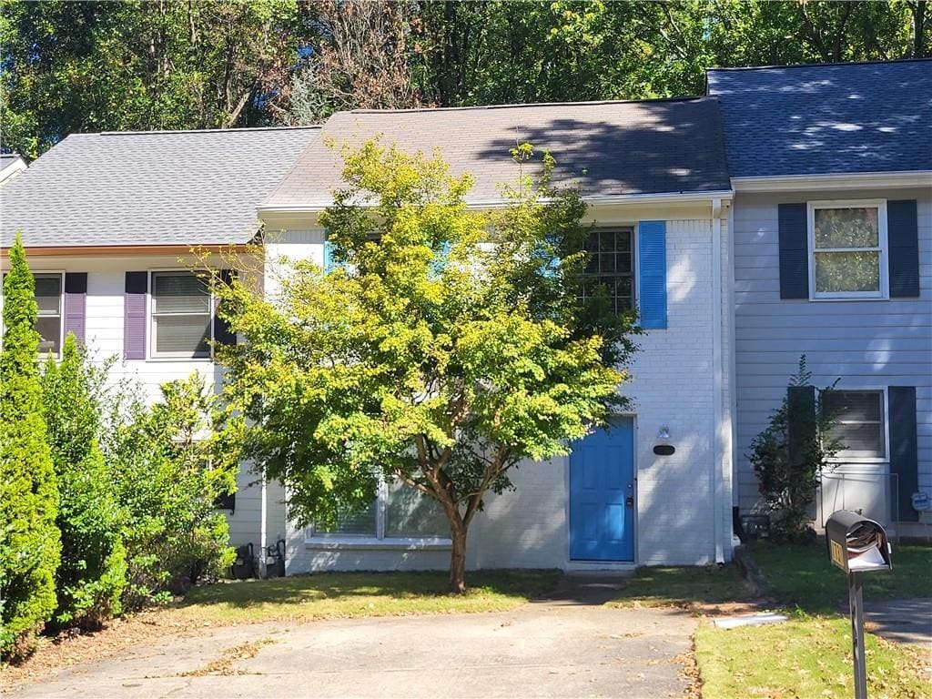 Primary Photo - 1731 Twin Brooks Dr SE