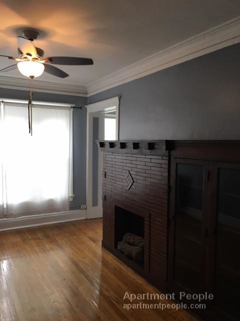 Foto del edificio - 3328 N Lincoln Ave