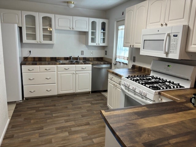 Building Photo - 2030 Club Ave