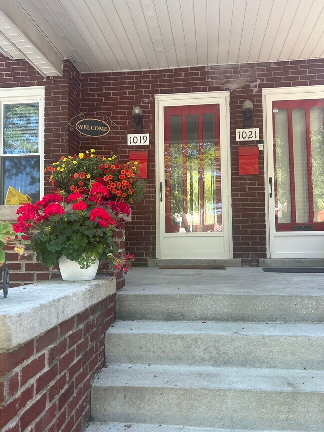 Foto del edificio - 1019 Maryland St