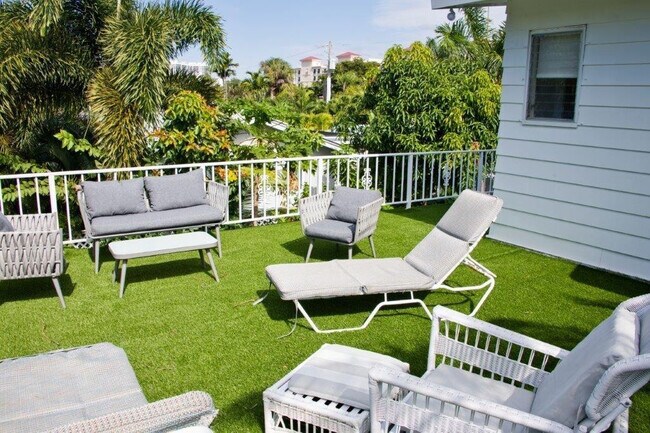 Foto del edificio - 3201 NE 23rd St