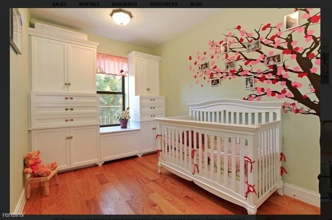 Building Photo - 116 Saint Marks Pl