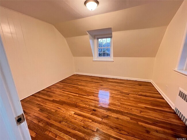 Foto del edificio - 3256 Long Beach Rd