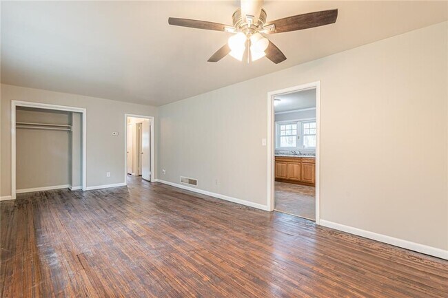 Foto del edificio - 149 Meadow Park Ln SW