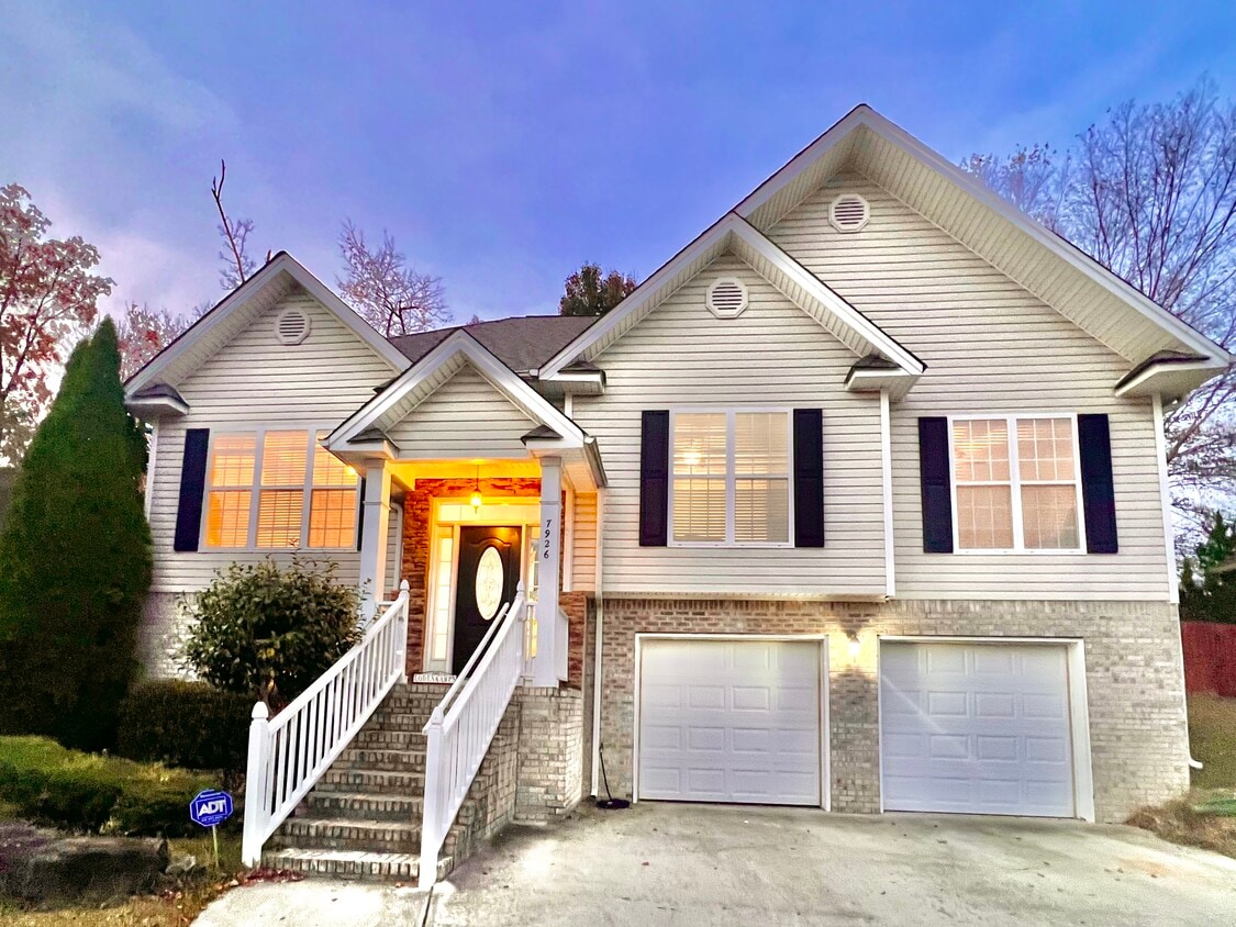 7926 Stillwater Cir, Ooltewah, TN 37363 House Rental in Ooltewah, TN