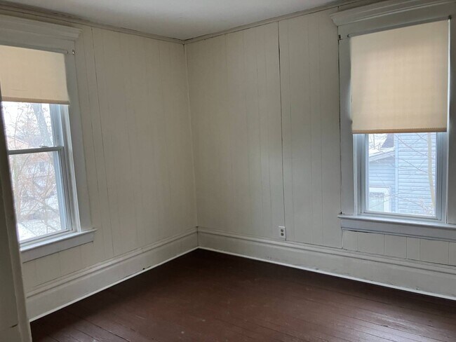 Foto del edificio - 736 S Seneca Ave