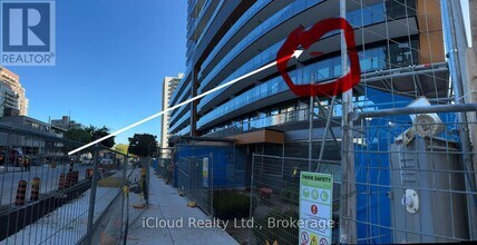 Building Photo - 117 Broadway Ave