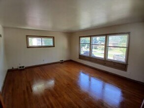 Building Photo - 4421 N 76th St