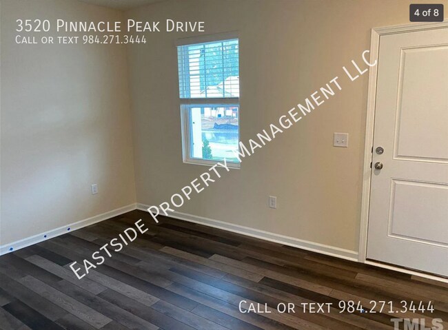 Foto del edificio - 3520 Pinnacle Peak Dr
