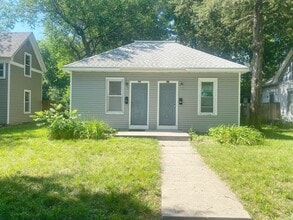 Building Photo - 1127 Houston St