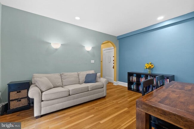 Foto del edificio - 5112 Connecticut Ave NW