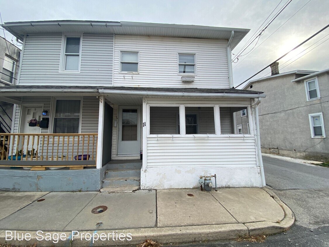 11 Marshall Ave, Marcus Hook, PA 19061 House Rental in Marcus Hook