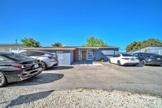 Building Photo - 7151 Taft St