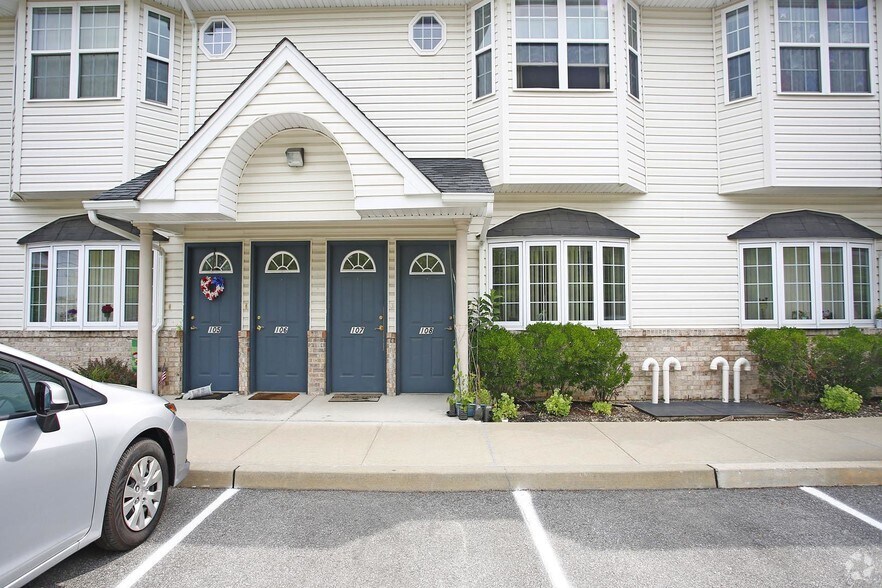 West Babylon Senior Apartments West Babylon Senior Apartments