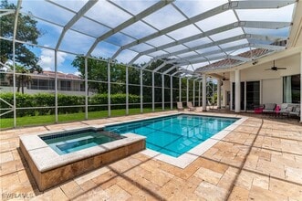 Building Photo - 601 S Barfield Dr